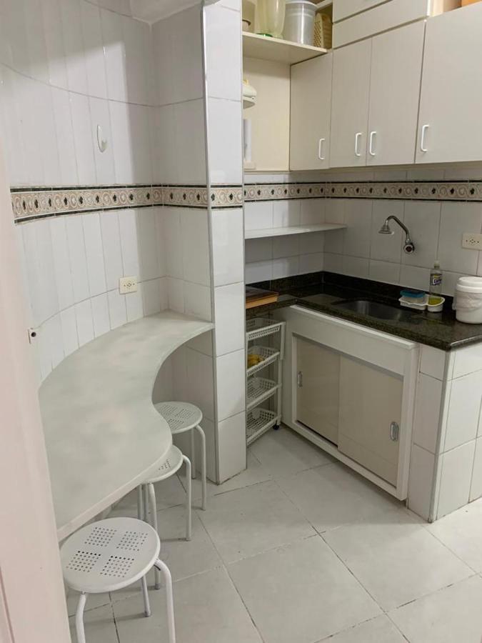 Apartamento Pe Na Areia Na Praia Do Tombo Apartment Guaruja Exterior photo